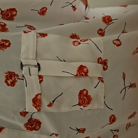 Maurices floral blouse - Picture 3 of 8